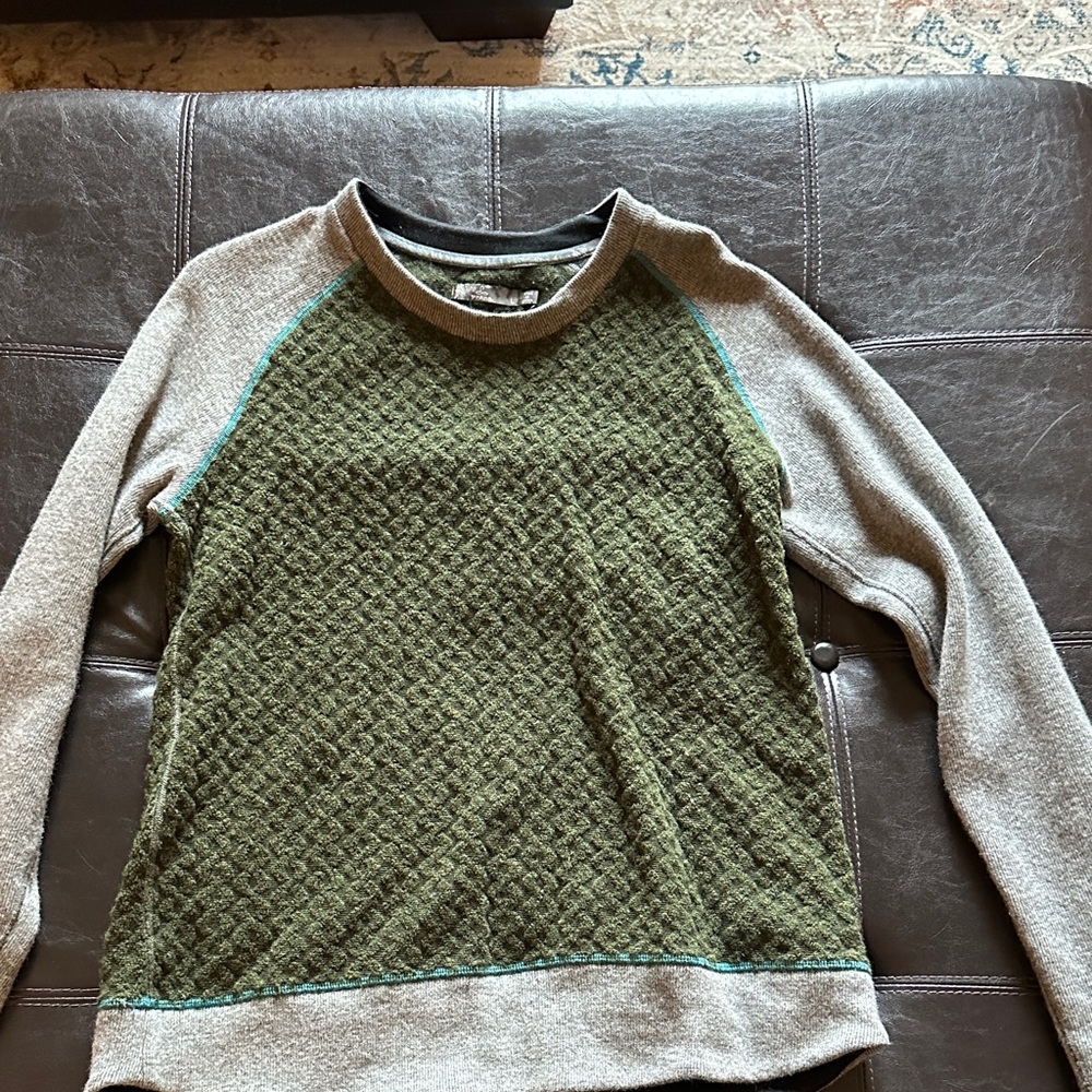 Women’s Green and Gray Sweater